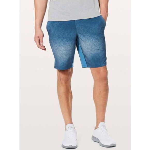 LULULEMON ATHLETICA T.H.E. Short 'Linerless 9' Updated Fit Size Medium - Picture 6 of 6